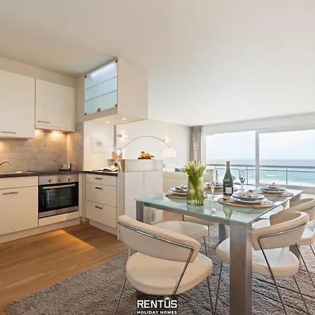 アパート Seaview Flair - Relax With Direct Sea Views *