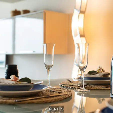 Seaview Flair - Relax With Direct Sea Views アパート *